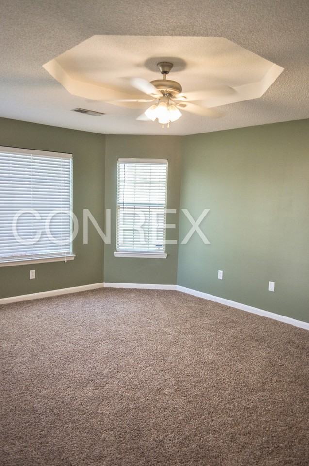 213 Park Pl Way - Photo 3 of 13