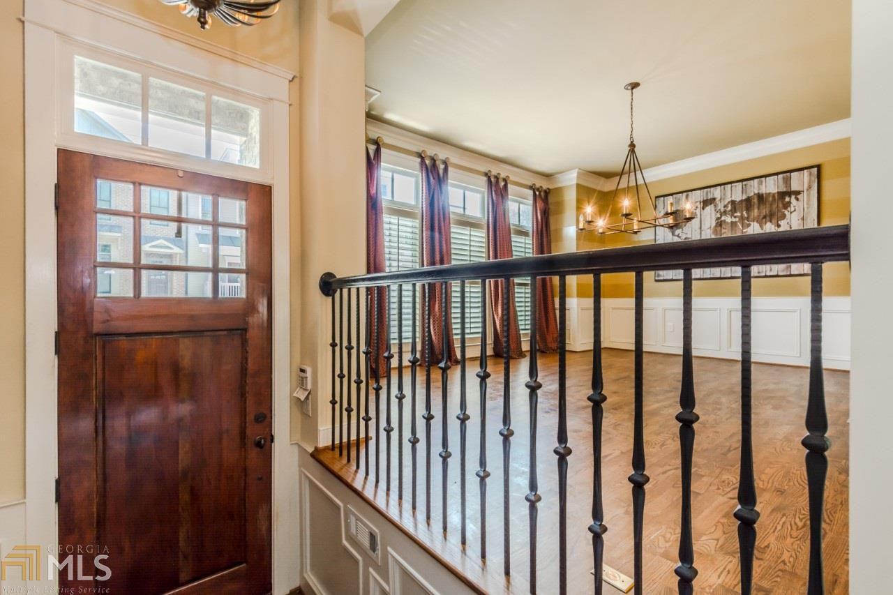 2127 ⛉ W Village Crossing - Photo 3 of 23