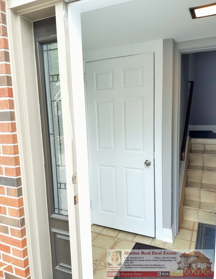 38 Waterbury Drive #Main - Photo 2 of 12