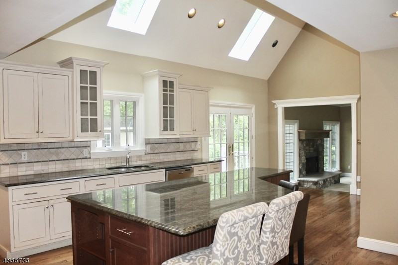 21 Yorke Rd - Photo 3 of 15