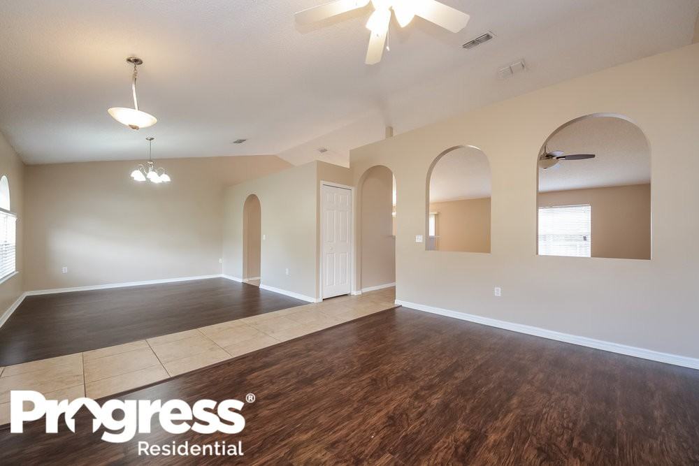 816 Jayhil Dr - Photo 2 of 15