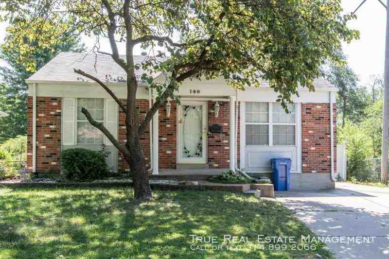 140 St Edward Ln - Photo 2 of 28