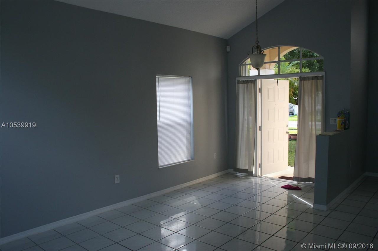 18801 Northwest 12th Street - Photo 3 of 12