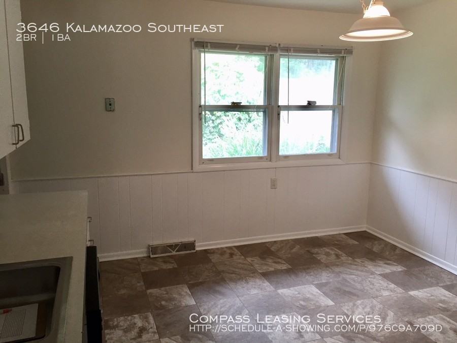 3646 Kalamazoo Ave SE - Photo 3 of 9