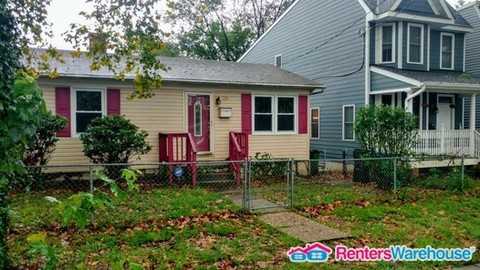 3306 O St - Photo 2 of 15