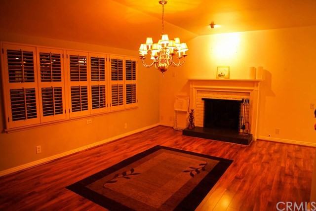 3016 N Mountain Ave - Photo 3 of 14