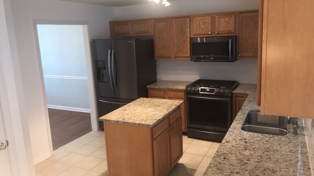 8052 Misty Shore Dr - Photo 2 of 26