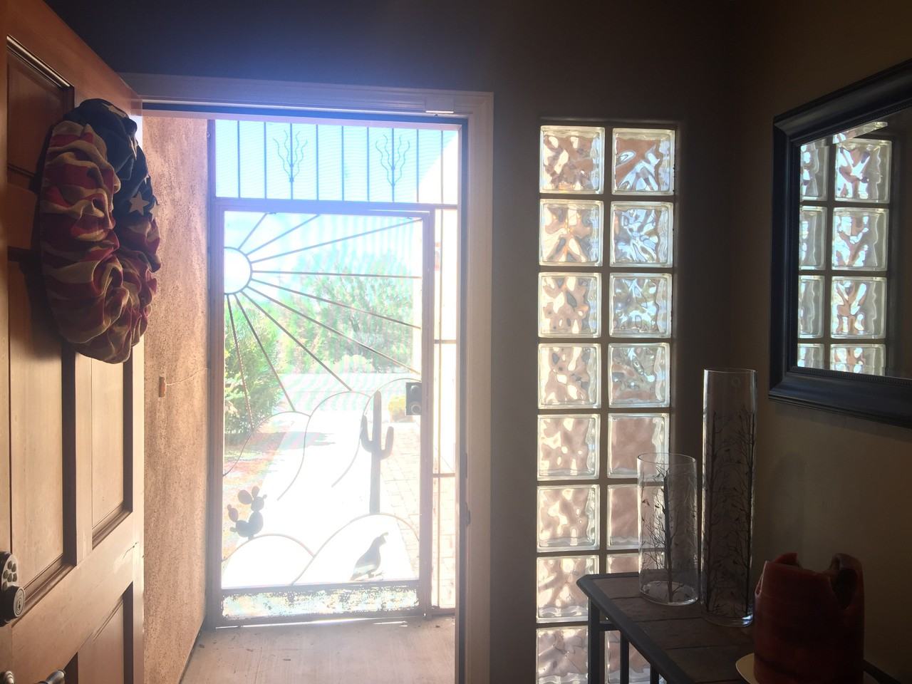 37 S Stonehenge Dr - Photo 2 of 16