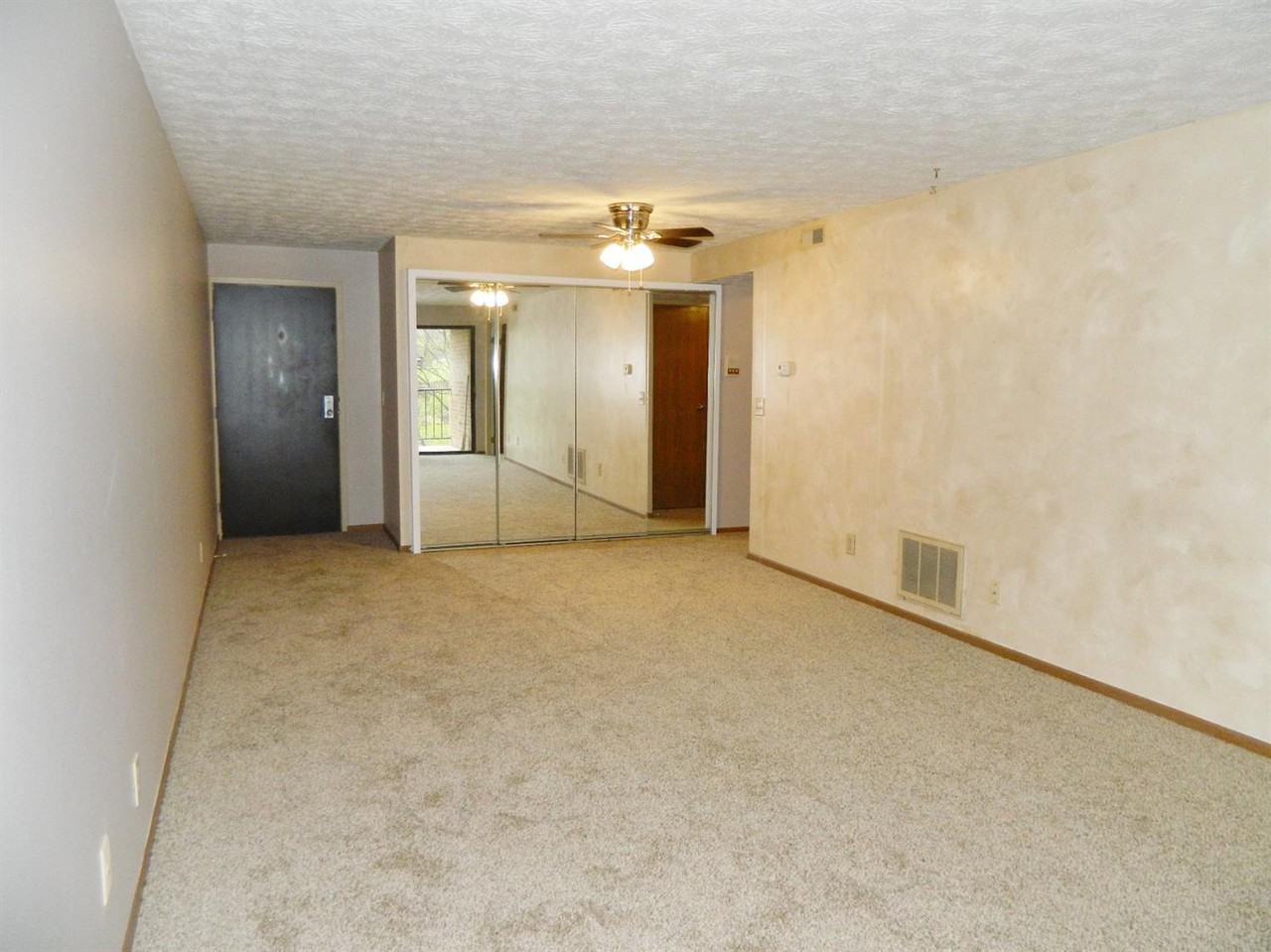 3517 W Fork Rd - Photo 2 of 20