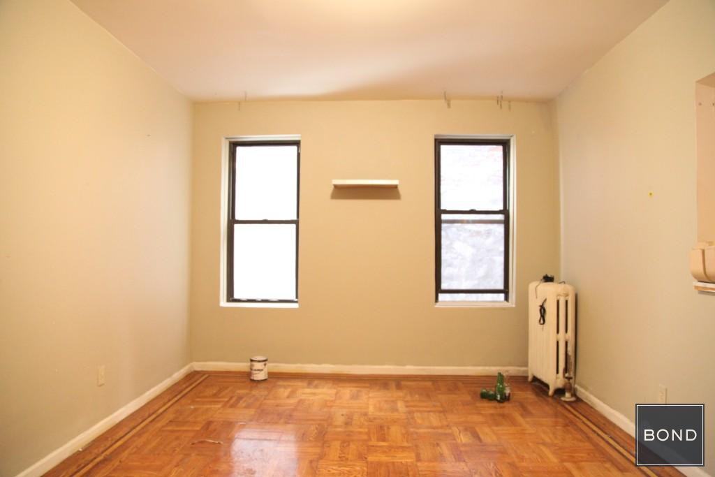 Broadway & W 218th St #3e