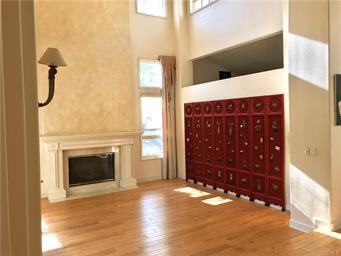 4955 Aviemore Drive - Photo 3 of 20