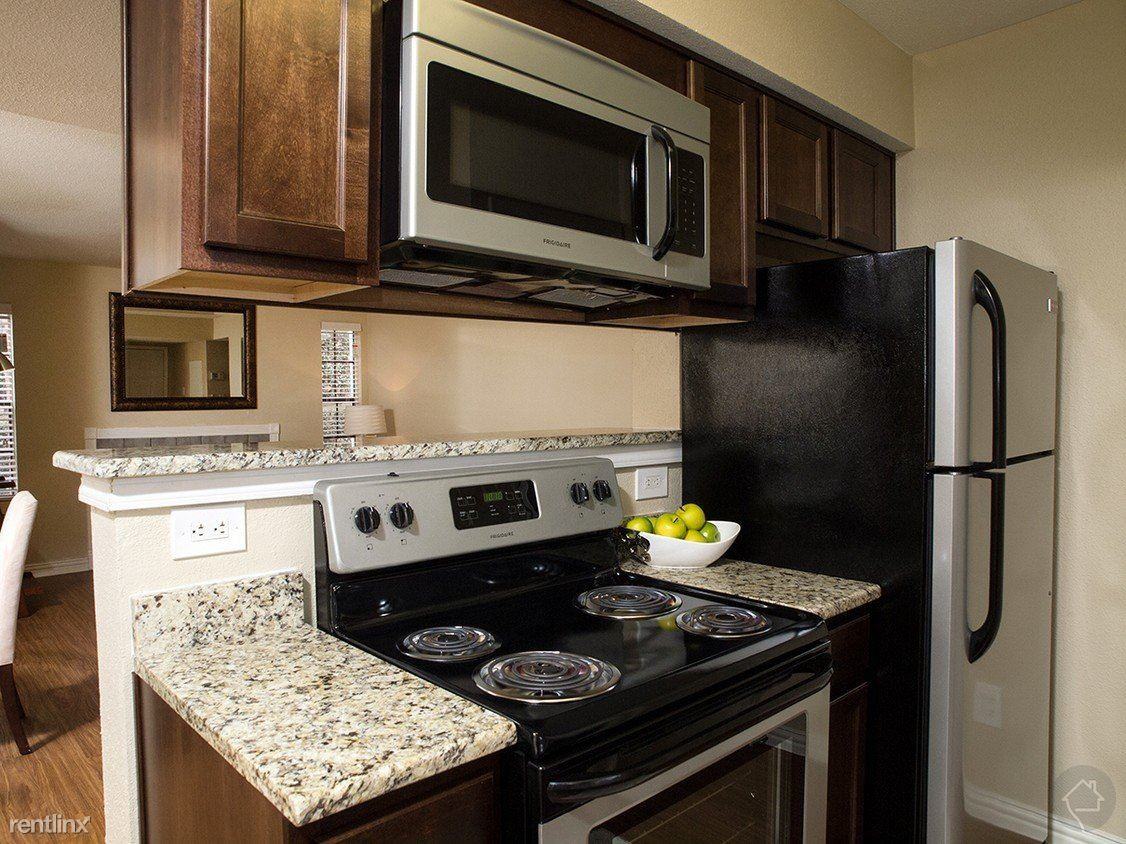 Apartment Building in Austin, TX 78759 Zumper