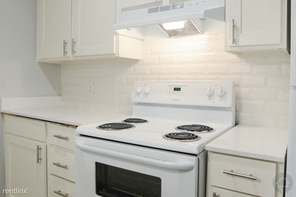 Apartment Building in Austin, TX 78741 Zumper