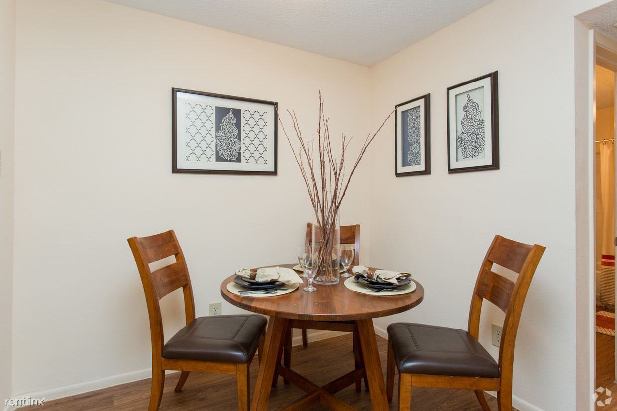 12400 Starcrest Dr - Photo 2 of 5