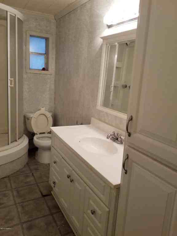 1220 Lake Ave - Photo 3 of 7