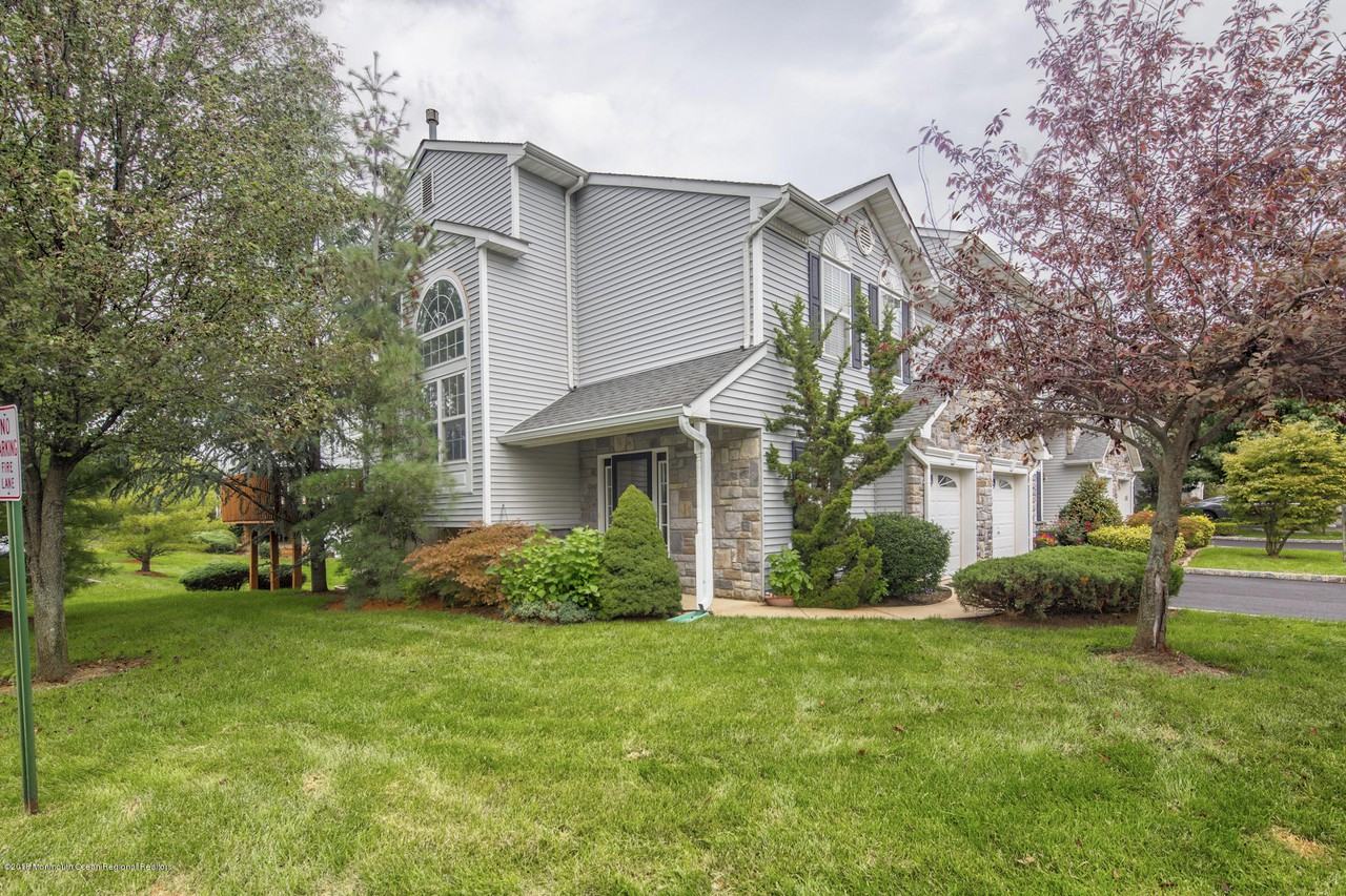 24 Hanna Lane - Photo 2 of 40