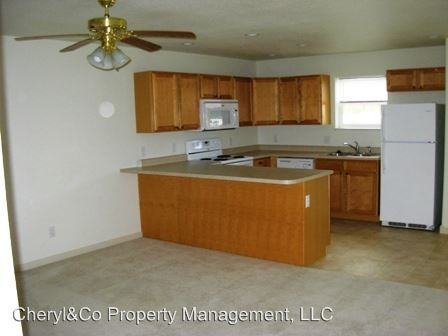 406 Yarrow Cir - Photo 2 of 5