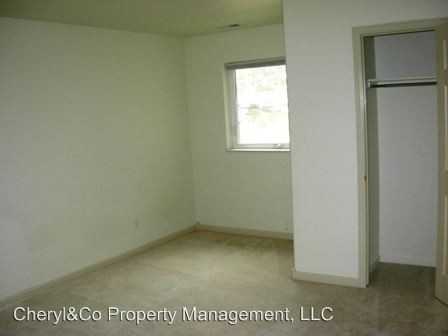 406 Yarrow Cir - Photo 3 of 5