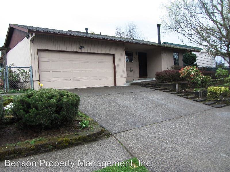 2342 SW 22nd St - Photo 2 of 13