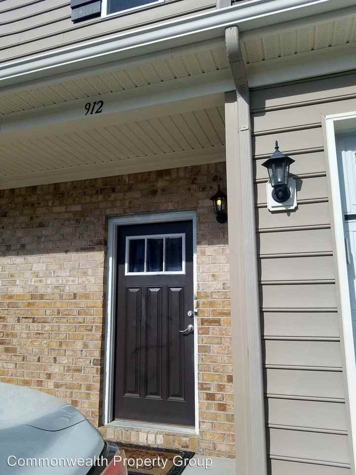 912 Deep Creek Run - Photo 2 of 18