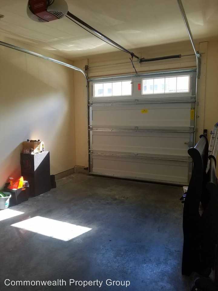 912 Deep Creek Run - Photo 3 of 18