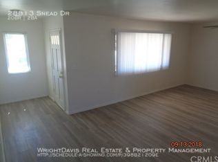 28813 Snead Dr - Photo 2 of 23