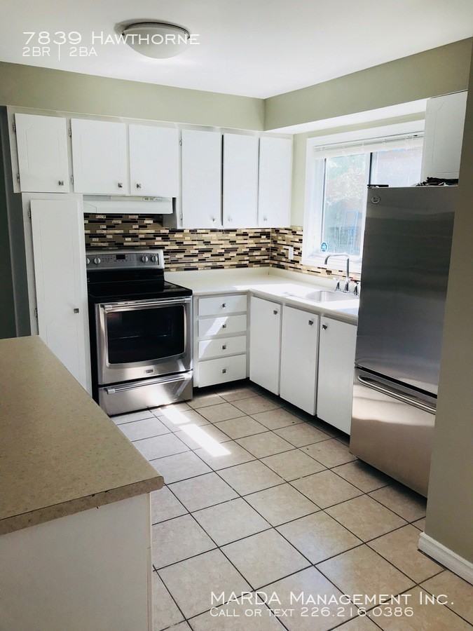 7839 Hawthorne Dr - Photo 2 of 35