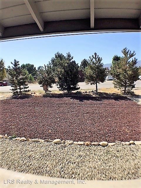 20825 Country Club Dr #B - Photo 3 of 12