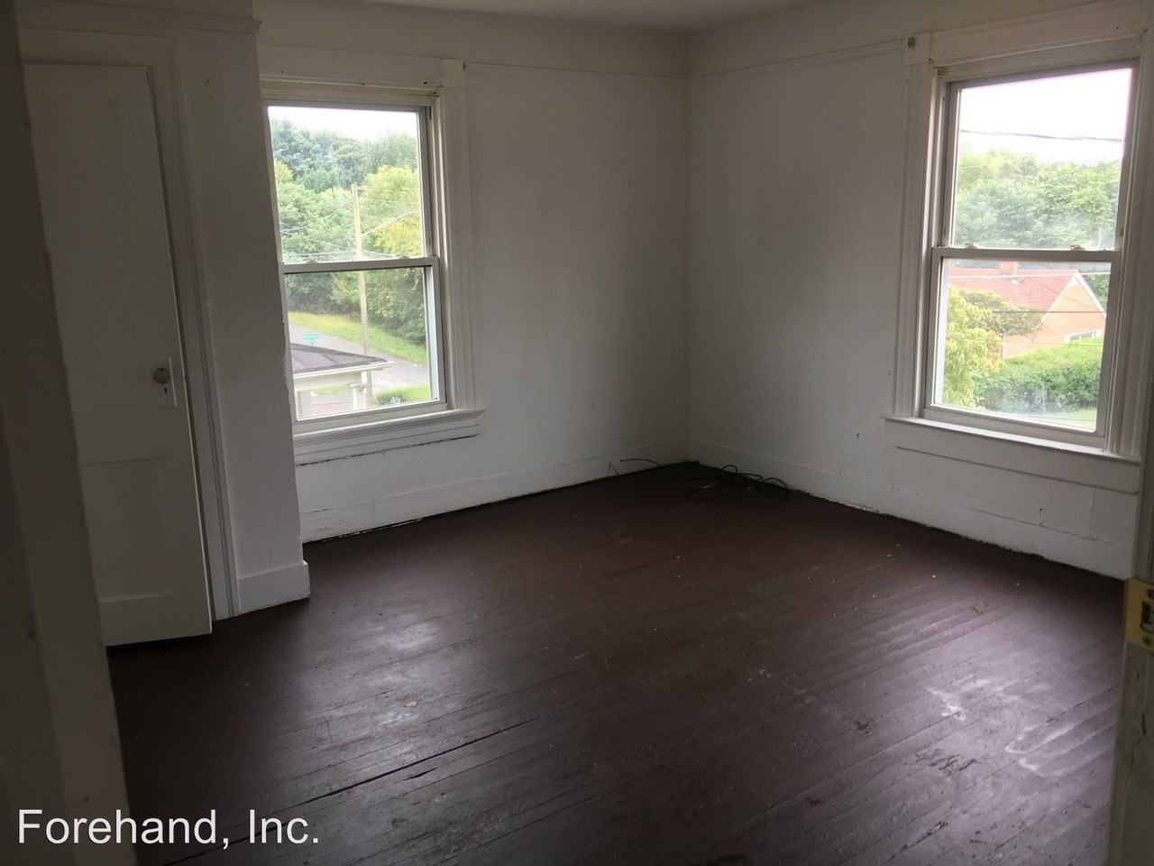 2342 Garfield Ave - Photo 3 of 12