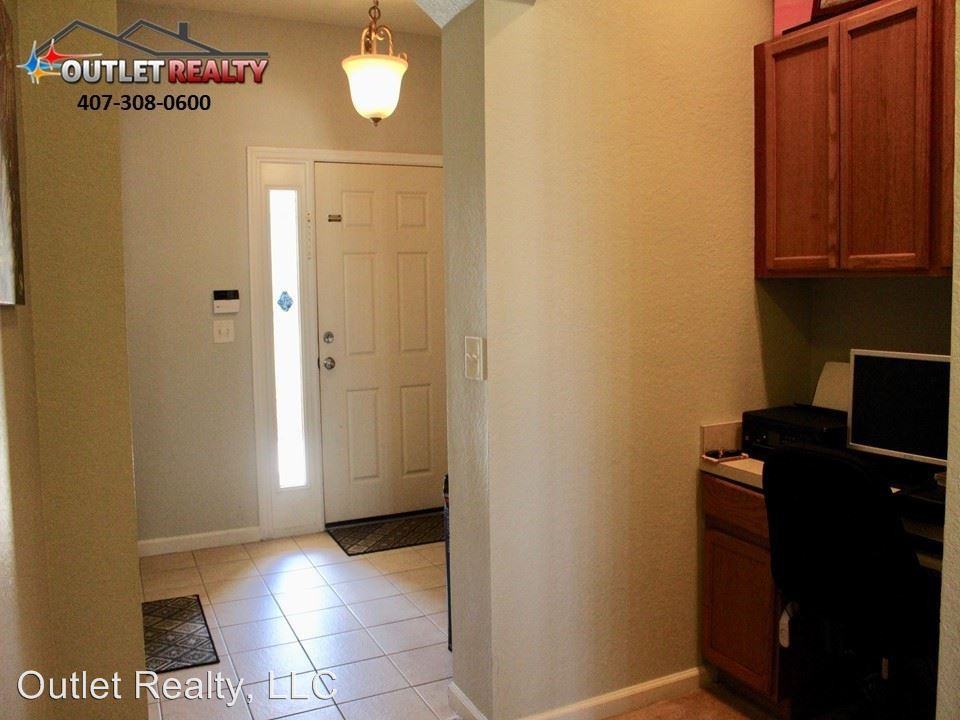 2911 Grafton Dr - Photo 2 of 13