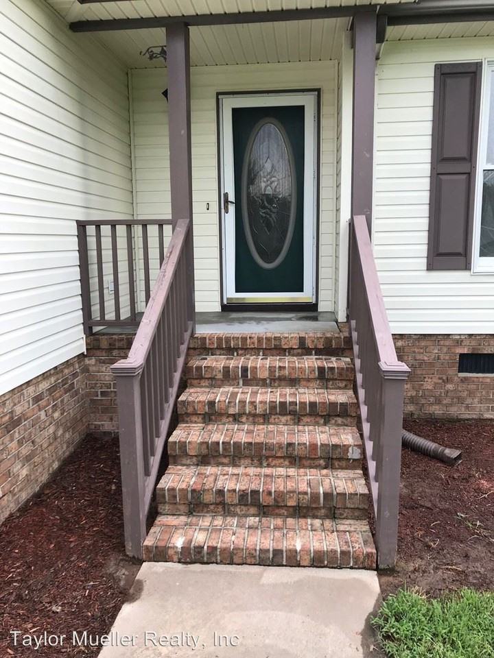 104 Juniper Landing - Photo 2 of 12