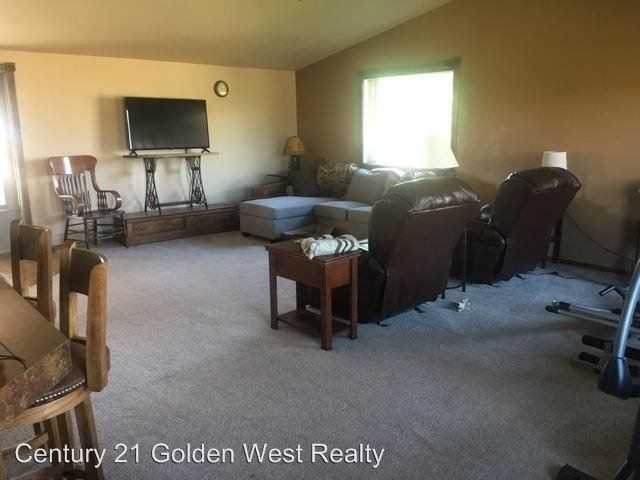 22795 Goodson Rd - Photo 2 of 11