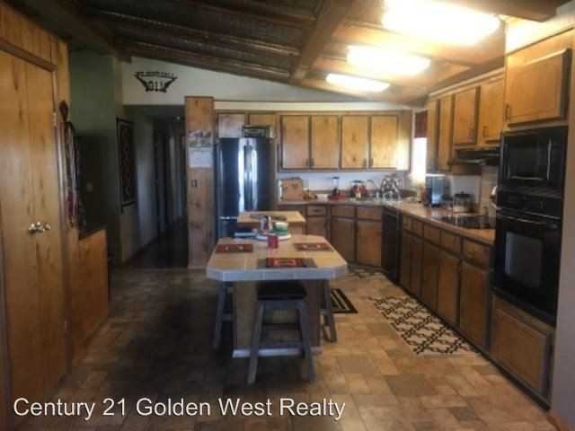 22795 Goodson Rd - Photo 3 of 11