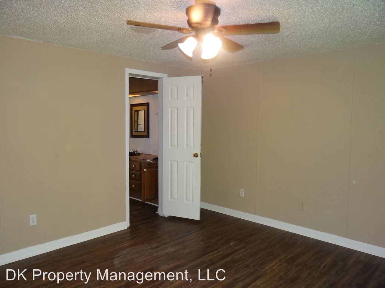 4885 Stewart Rd - Photo 2 of 26