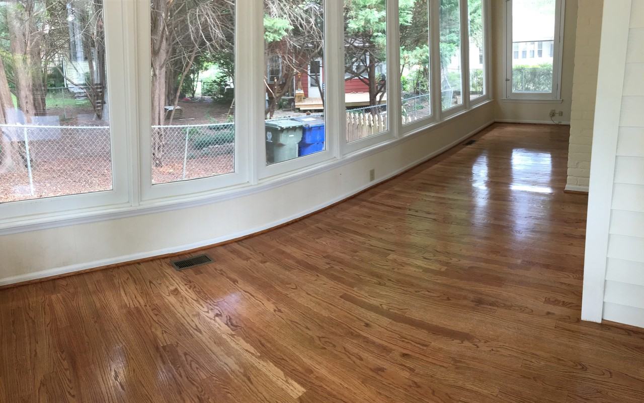 307 Perry Street - Photo 7 of 33