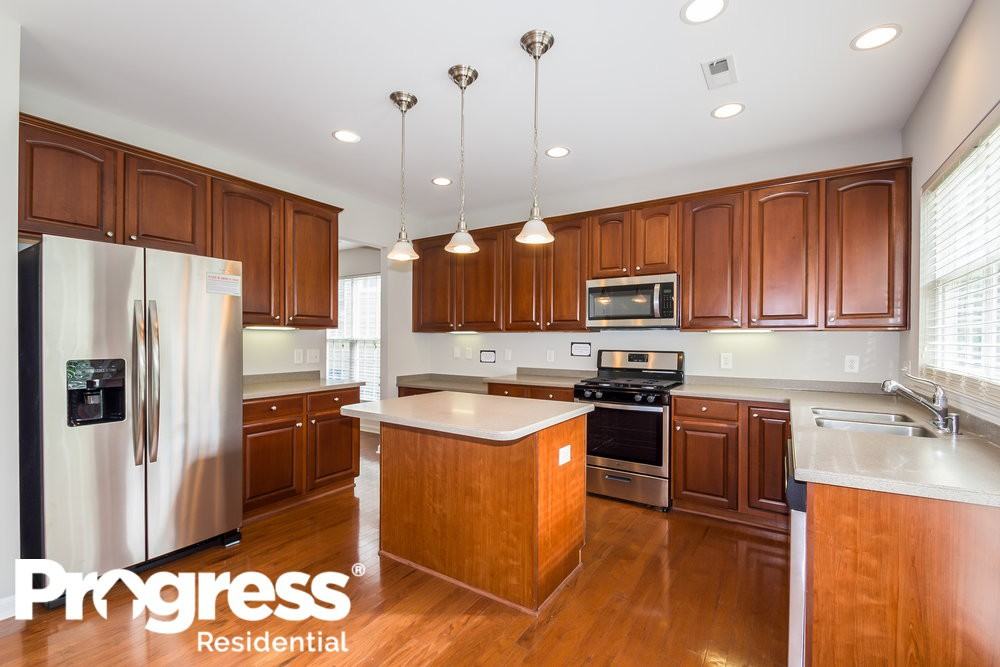 12577 Honeychurch St - Photo 3 of 13