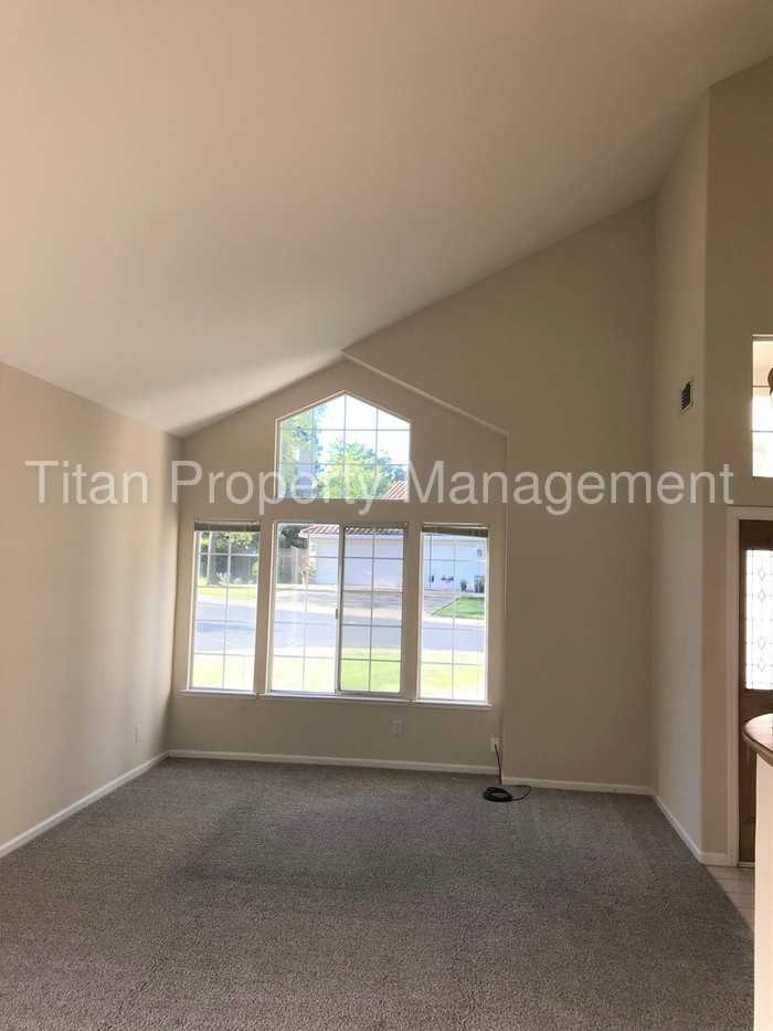 100 Orange Blossom Cir - Photo 2 of 9