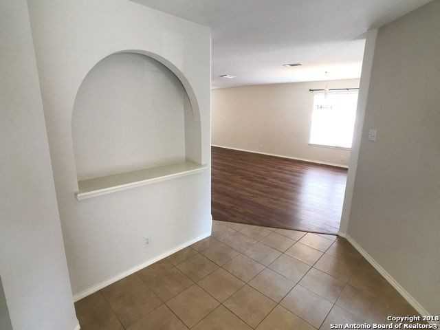 926 Cougar Country - Photo 2 of 21