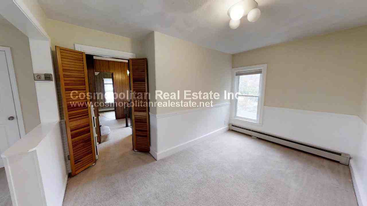 36 Lawrence St 2 - Photo 2 of 18