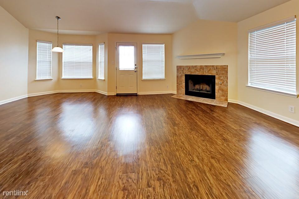 8527 Sea Rim Dr - Photo 3 of 18