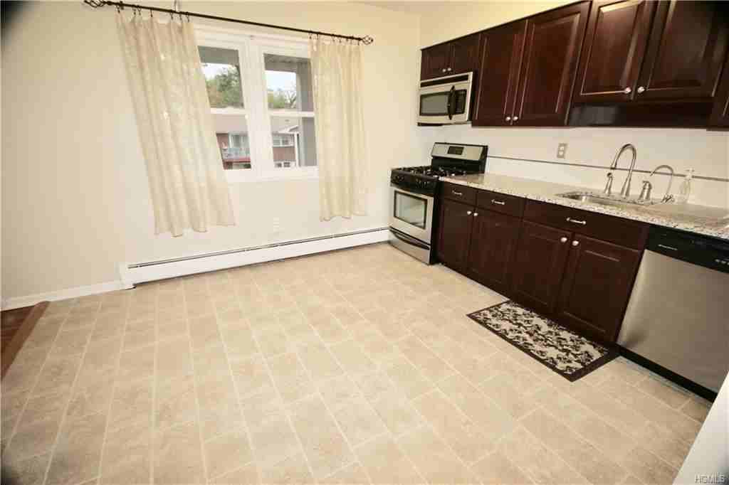 86 Demarest Ave - Photo 2 of 20