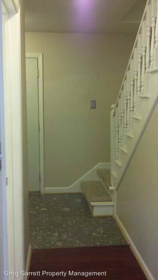 6 Chipanbeth Ct - Photo 3 of 13