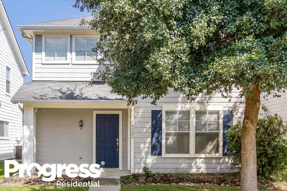 10202 Farrell Dr - Photo 2 of 16