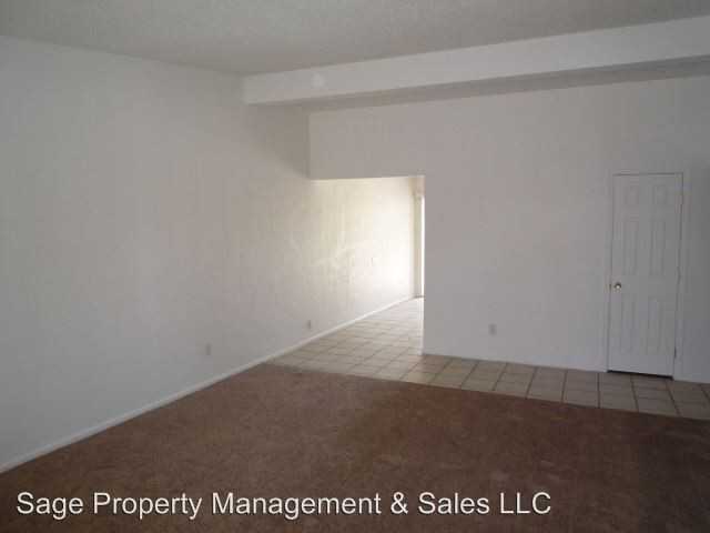 7015 E. Wilshire Dr. - Photo 3 of 12