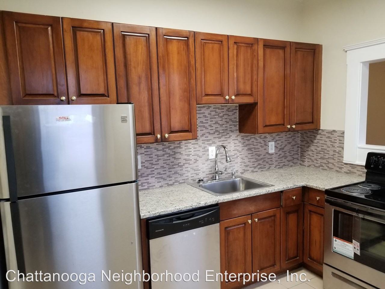 S Willow St - Photo 3 of 7