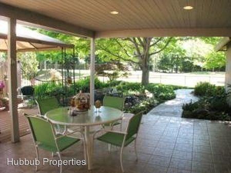 5440 Indianwood Dr - Photo 2 of 17