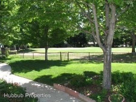 5440 Indianwood Dr - Photo 3 of 17