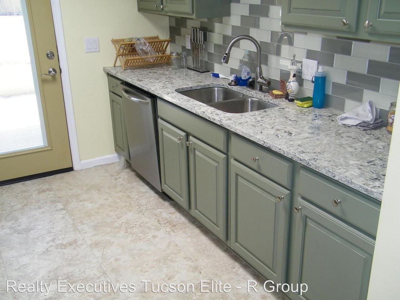 1410 E Miles St - Photo 3 of 8