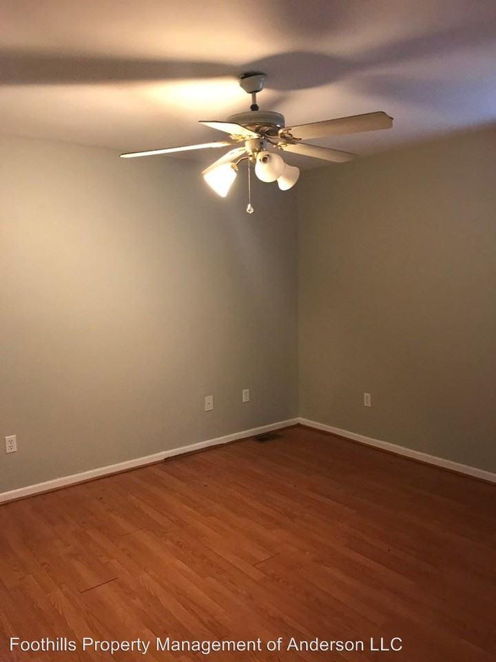 1198 Beaver Run - Photo 2 of 7