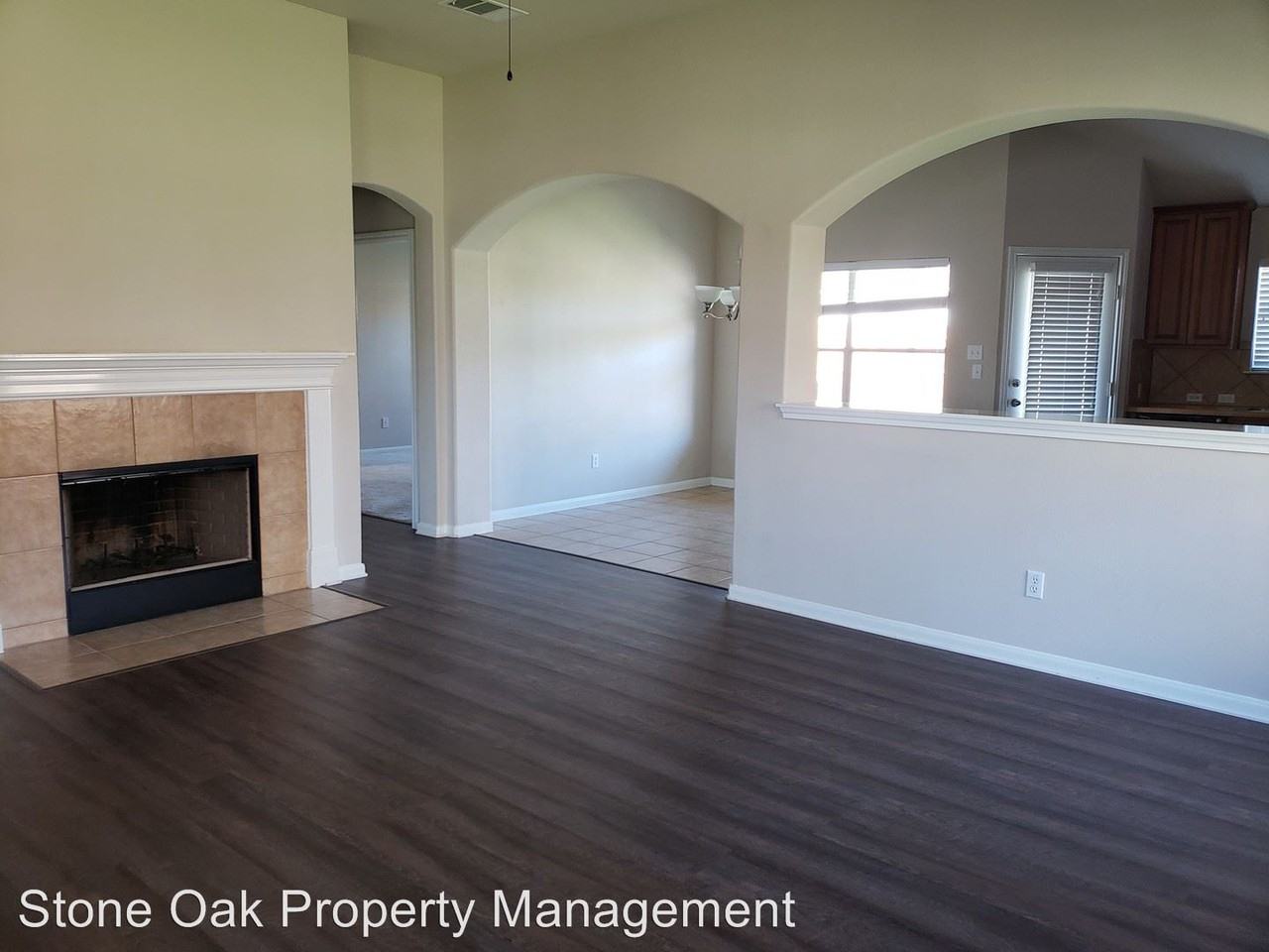 4505 Hees Ct - Photo 3 of 5